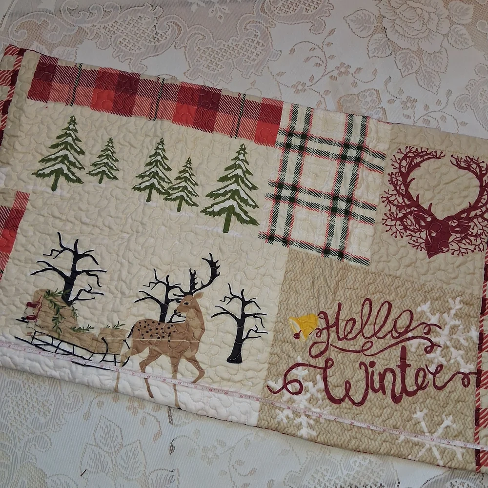 Festive Holiday King Size Quilt with Deer and Cardinal Design, With Shams